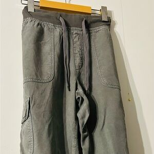 Ladies casual pants American Eagle